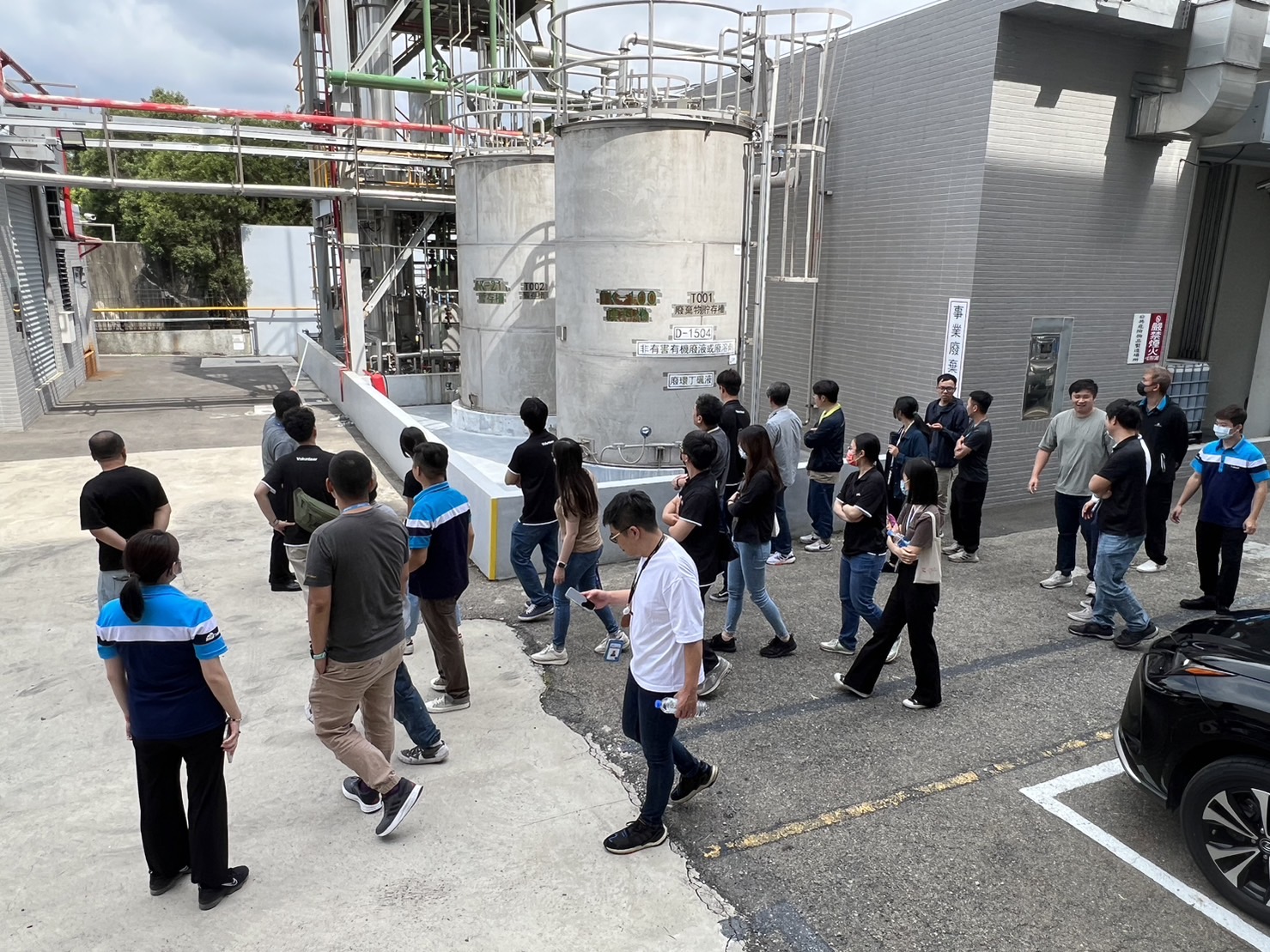 美光參訪再利用工廠